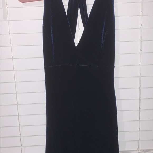 Blue velvet dress - Picture 3 of 5